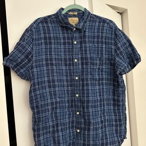 Good condition men’s Lucky Brand button down